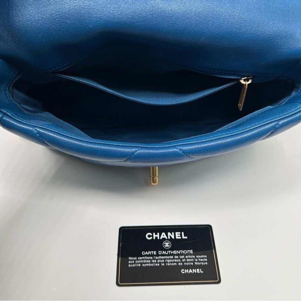 Chanel 19 Flap Bag Quilted Leather Medium Blue A+ Condition - Picture 12 of 16